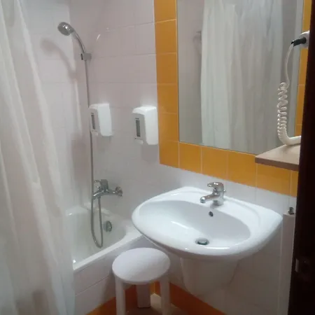 Hotel Flag Irmas Dominicanas 3*