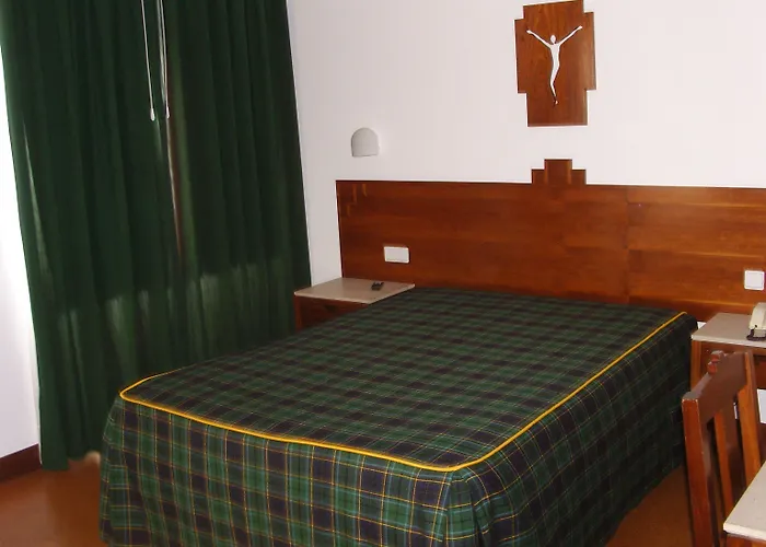 Irmãs Dominicanas - By Flagworld Hotel Fátima