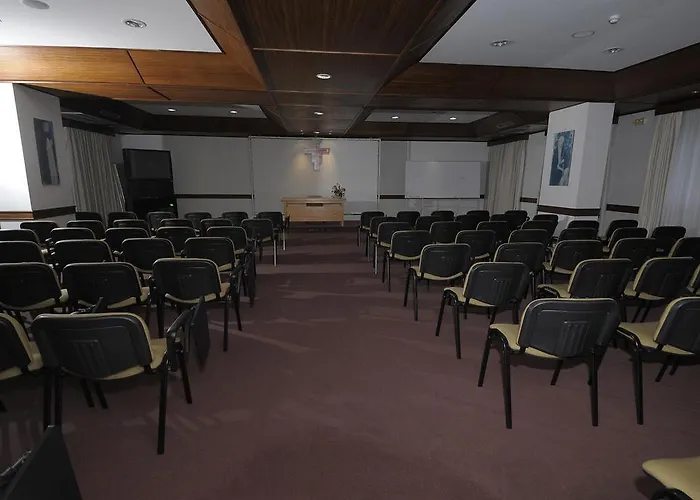 Hotel Irmãs Dominicanas - By Flagworld Fátima